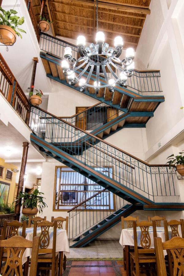 Hotel Valdivia Plaza Хардин Экстерьер фото